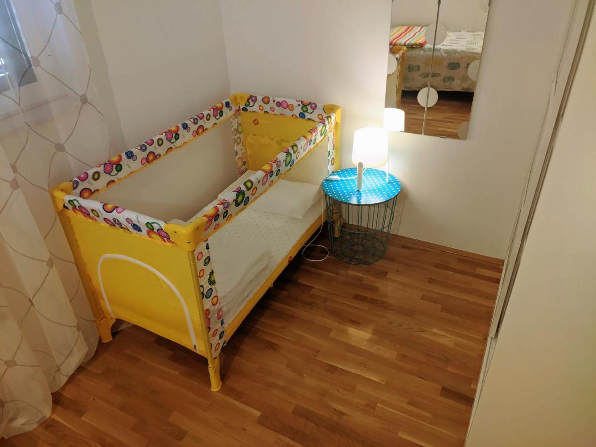 Apartment Pixel Трогир Экстерьер фото